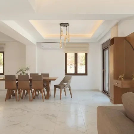 Montem Seaview I & Ii, Summer Retreats In Bali, By Thinkvilla * Bali (Crete)